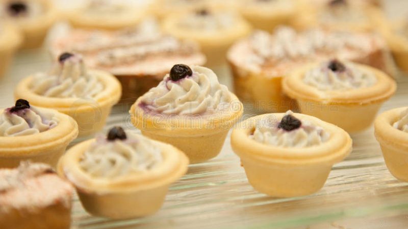 食品OEM与ODM：揭秘定制化生产的两种模式