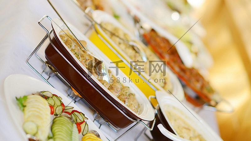 上海进口食品批发货源平台：揭秘进口食品的供应链与选择要点