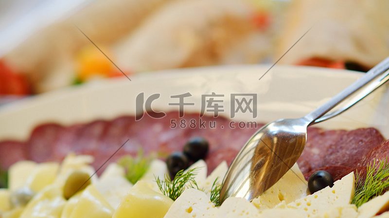 糖果包装机：揭秘糖果包装生产的“幕后英雄
