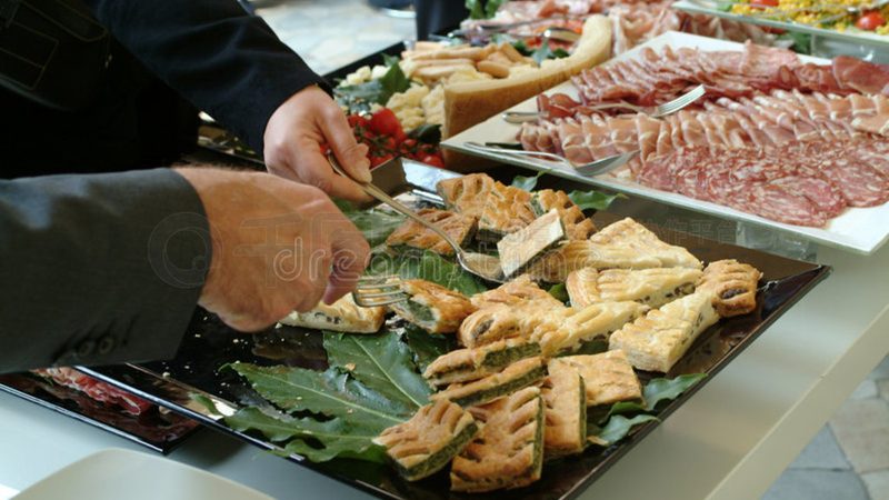预制菜食材配送，学校食堂的智慧选择